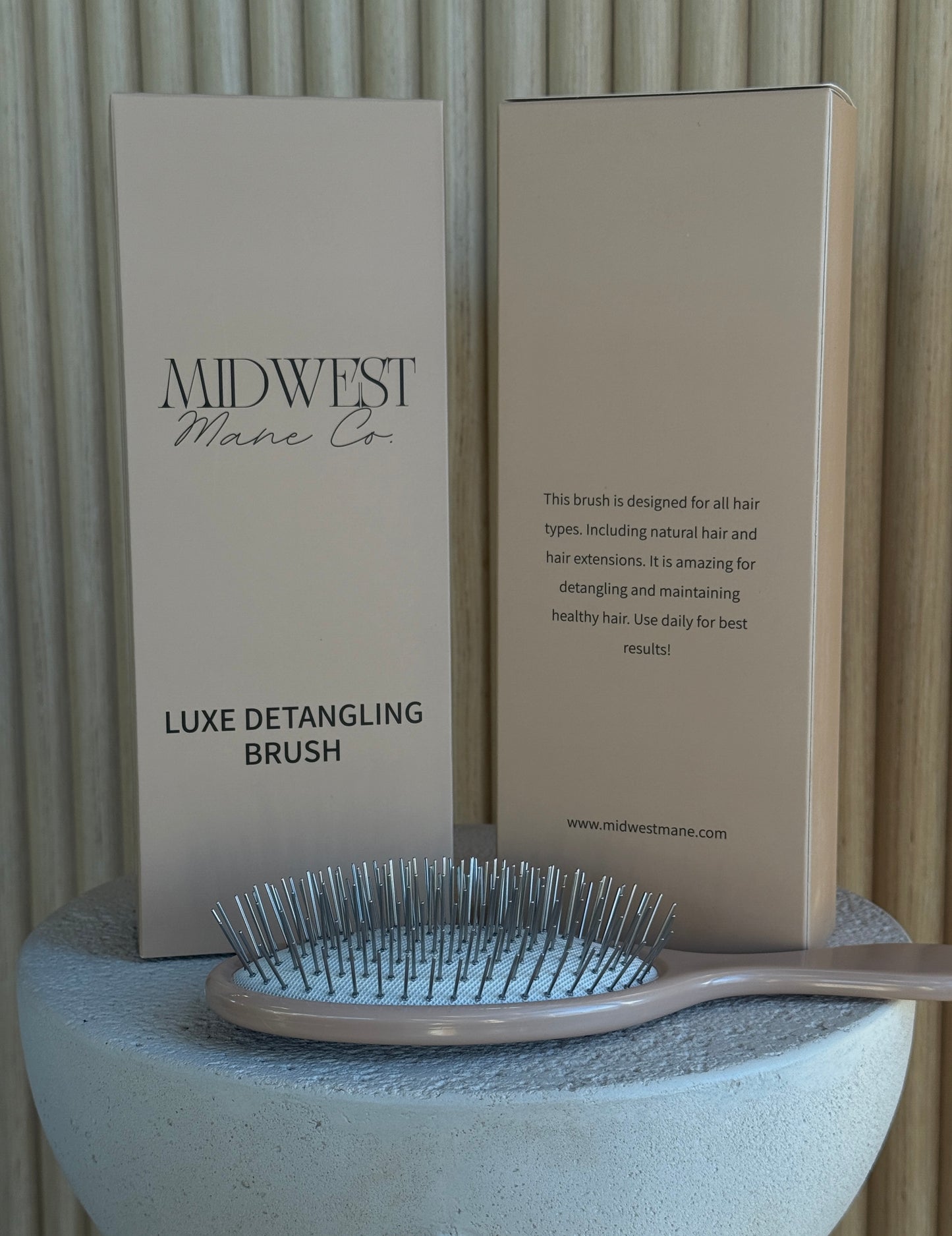 Midwest Mane Co. Luxe Detangling Brush